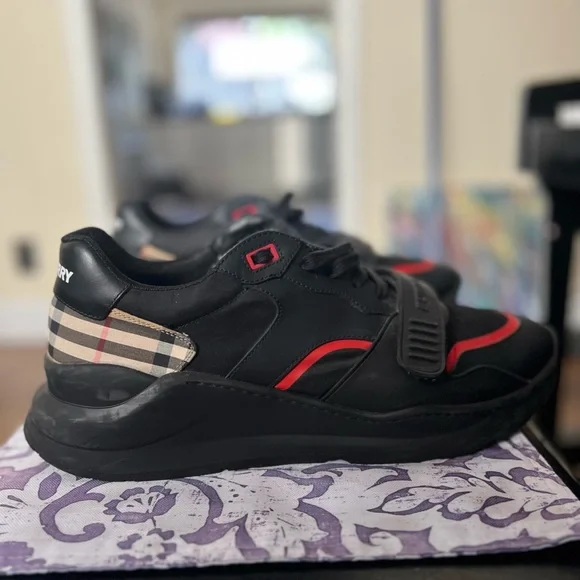 Burberry london check hot sale and leather sneakers